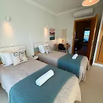 Beautiful House In T2 Pool And Garage * Albufeira