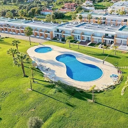Beautiful Family House In Albufeira T2 Pool And Garage Albufeira