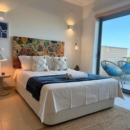 Beautiful Family House In Albufeira T2 Pool And Garage