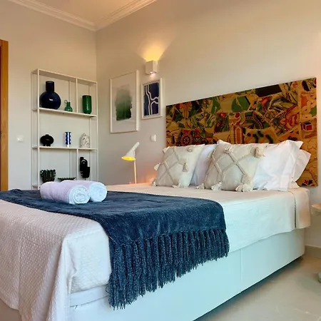 Beautiful Family House In Albufeira T2 Pool And Garage * Albufeira