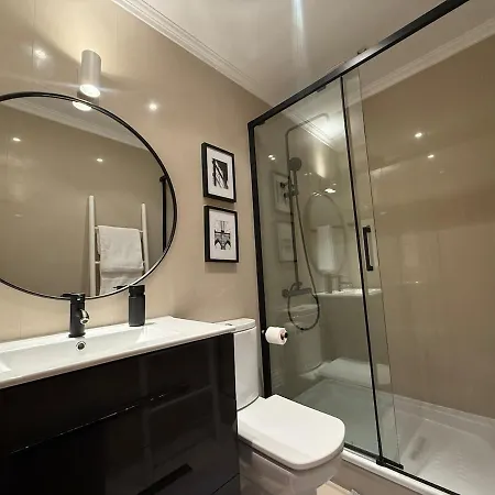 Dom wakacyjny Beautiful Family House In Albufeira T2 Pool And Garage