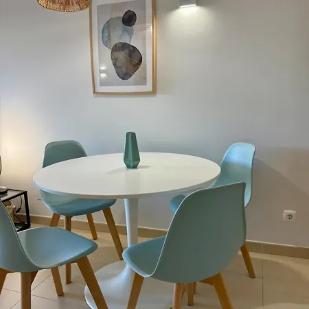 Beautiful Family House In Albufeira T2 Pool And Garage Dom wakacyjny *