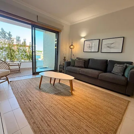 Beautiful Family House In Albufeira T2 Pool And Garage Dom wakacyjny