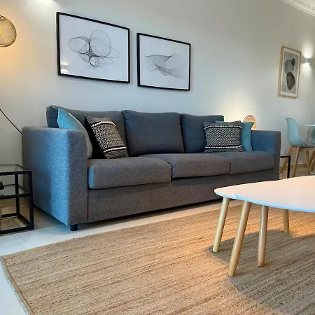Beautiful Family House In Albufeira T2 Pool And Garage *