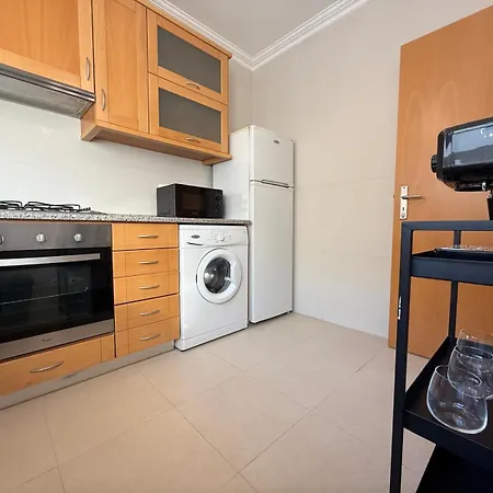 Beautiful Family House In Albufeira T2 Pool And Garage
