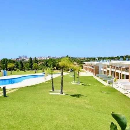 Beautiful Family House In Albufeira T2 Pool And Garage