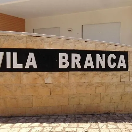 Beautiful Family House In Albufeira T2 Pool And Garage